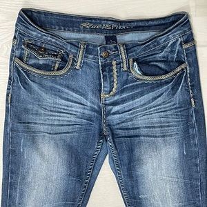 Low rise dark blue jeans